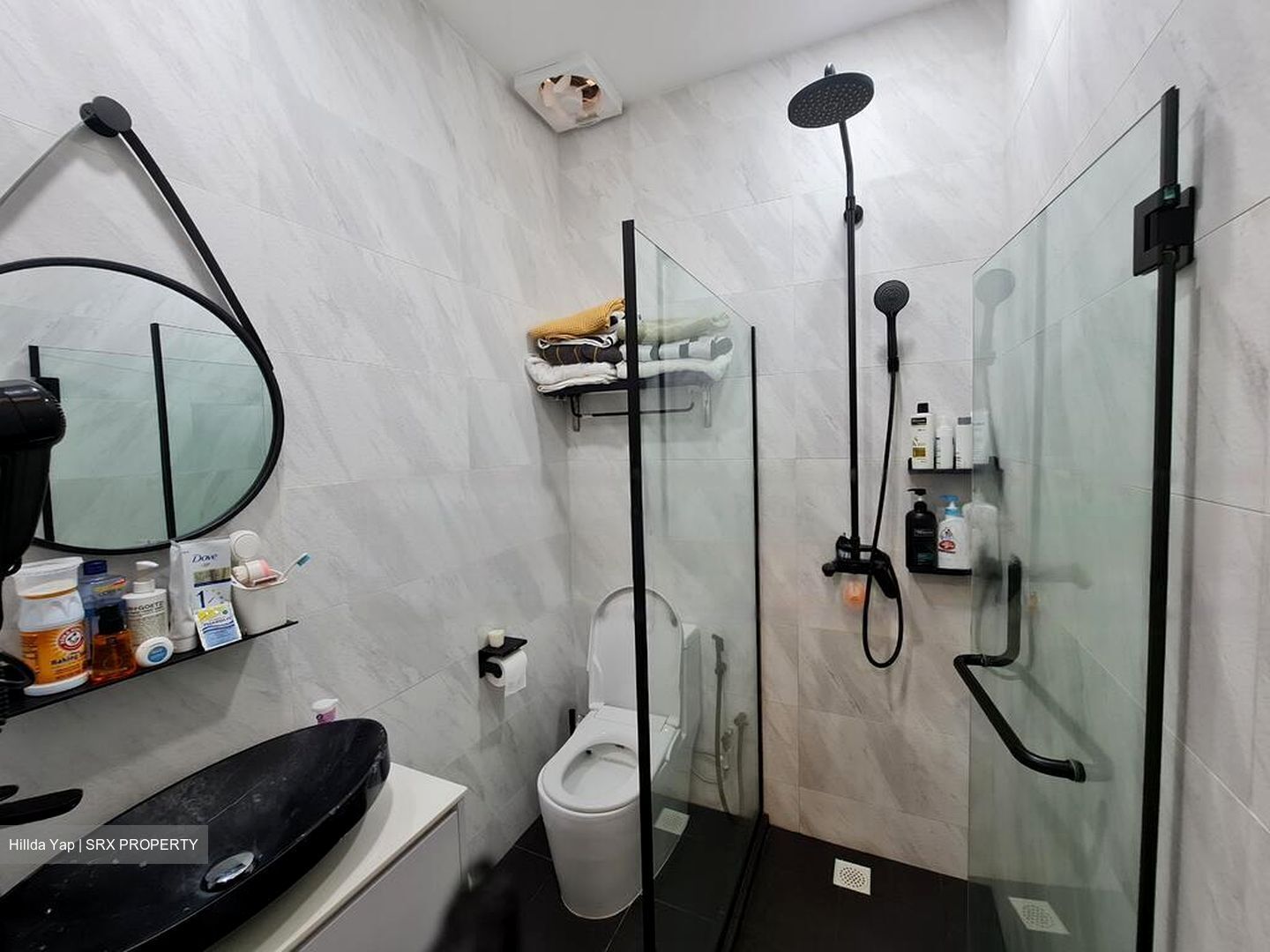 Choa Chu Kang Drive (D23), Terrace #596582341